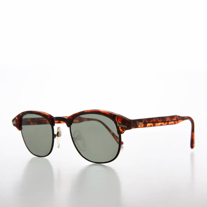 SUNGLASS MUSEUM Classic Hipster Vintage 80s Retro Sunglasses - Basil