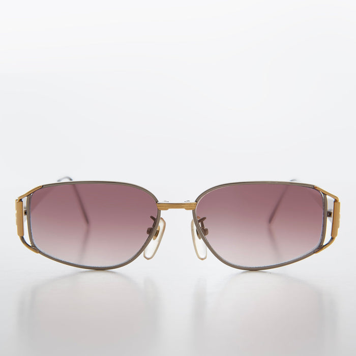 image of sunglasses model SUNGLASS MUSEUM SUNGLASS MUSEUM Hip Hop Lux Vintage Sunglasses - Korbel