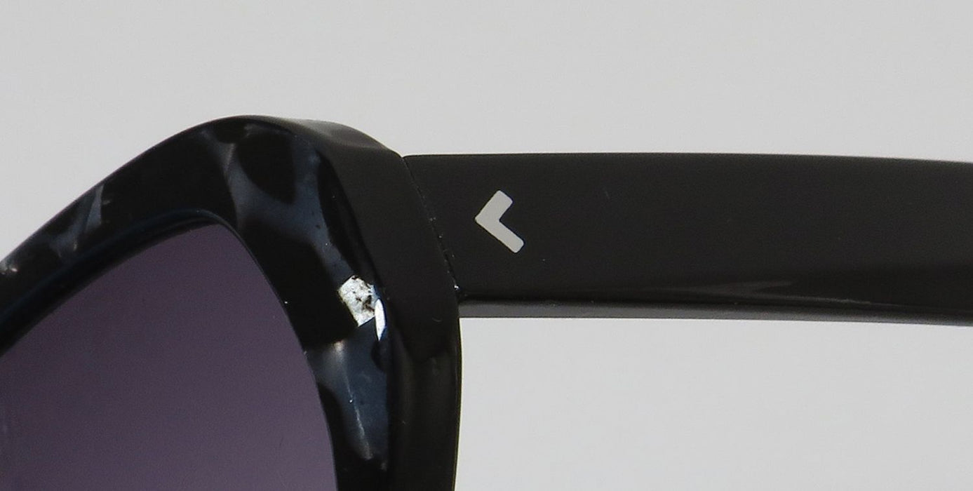 Kendall + Kylie Kk5135 Jae Sunglasses