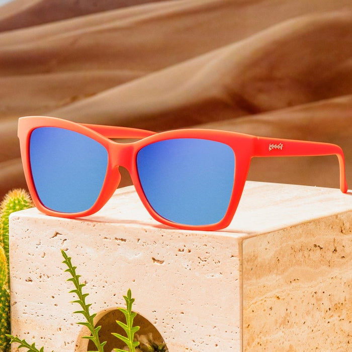 GOODR "Kisses Canvas, Sells It For Fortune" Polarized Pop G Sunglasses