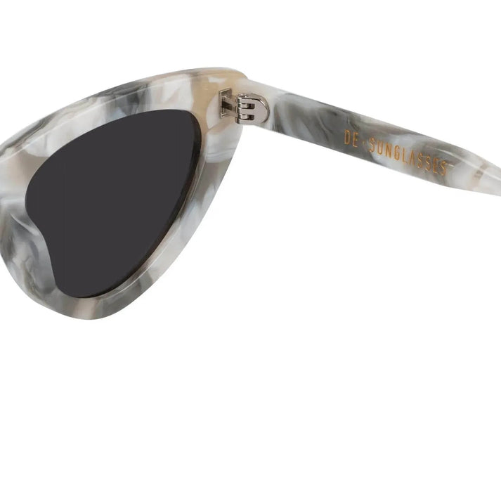 Women's Fez Cat-eye Shape Sunglasses