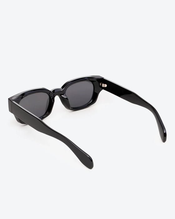 CHASE - Black Lenses, Black Frame