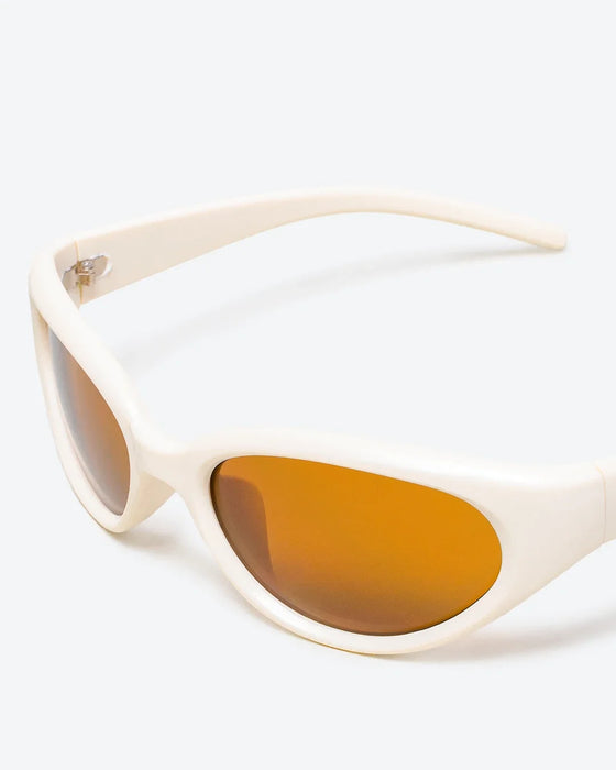 ALLURE - Black Lenses, White Frame