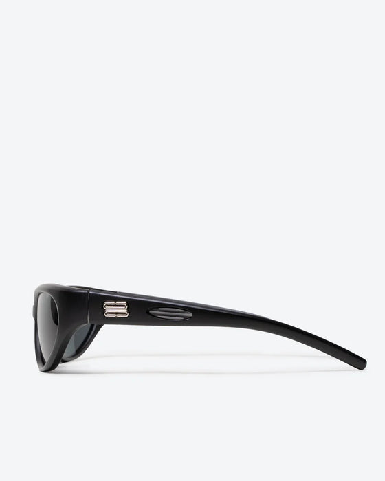 ALLURE - Black Lenses, Black Frame