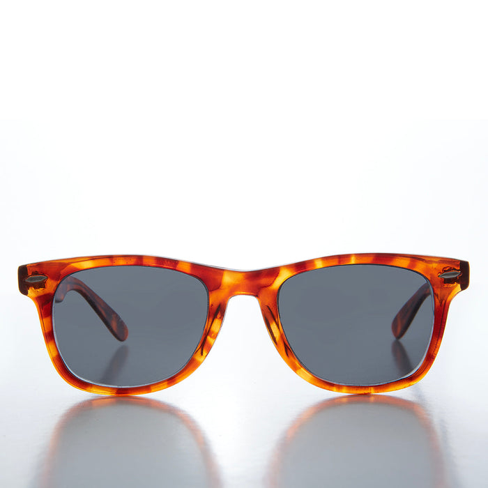 image of sunglasses model SUNGLASS MUSEUM SUNGLASS MUSEUM Classic Horn Rim Sunglasses - Alec