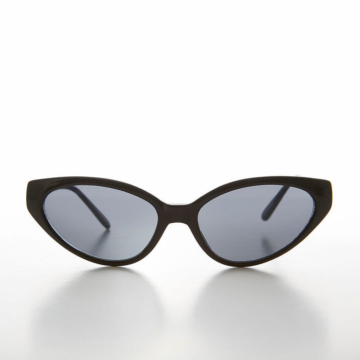 SUNGLASS MUSEUM Shallow Lens Extreme Cat Eye Sunglass - Alexa