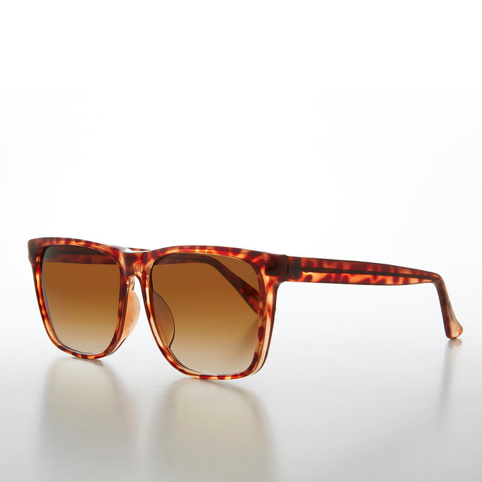 SUNGLASS MUSEUM Simple Wide Square Vintage Tortoise Sunglass - Bay - Product image