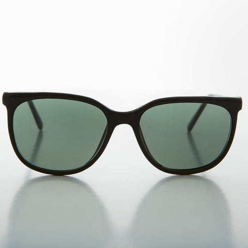 image of sunglasses model SUNGLASS MUSEUM Rounded Square Classic Retro Sunglass with Glass Lens - Casey