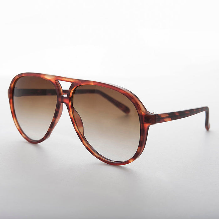 SUNGLASS MUSEUM Large Frame Pilot Vintage Sunglass with Gradient Lens - Champ