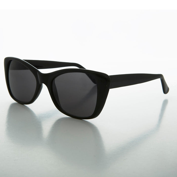 SUNGLASS MUSEUM Square Retro Cat Eye Vintage Sunglass - Dixie