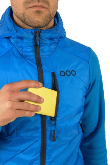 ecoon apparel jacket midlayer ecoactive hybrid insulated with hood men sustainable clothing recyclable premium light blue KRN glasses 