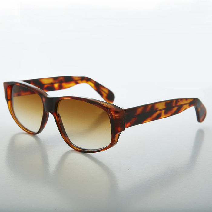 SUNGLASS MUSEUM Wide Rectangular Mod Vintage Sunglass - Fez