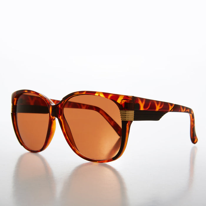 SUNGLASS MUSEUM Women's Large Vintage Sunglass With Copper Lens - Frieda