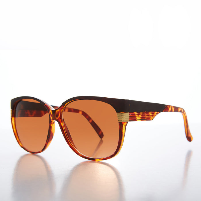 SUNGLASS MUSEUM Women's Large Vintage Sunglass With Copper Lens - Frieda