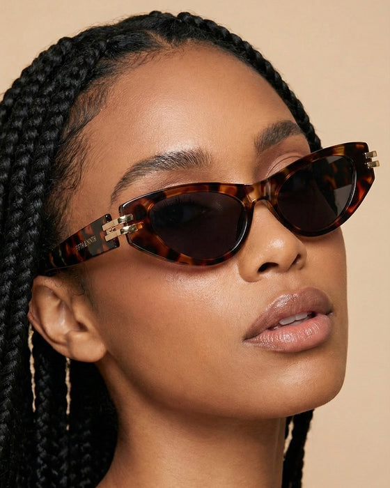 FIFTH AND NINTH Sunglasses STORY