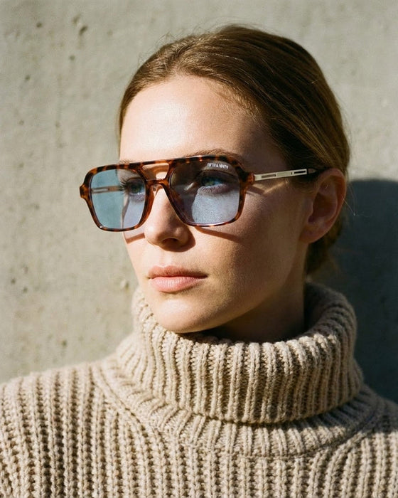 image of sunglasses model FIFTH AND NINTH FIFTH AND NINTH Sunglasses JORDAN