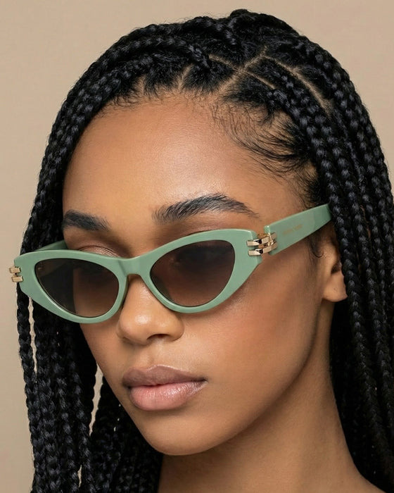 FIFTH AND NINTH Sunglasses STORY