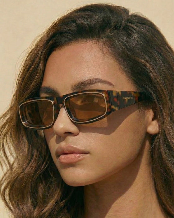 FIFTH AND NINTH Sunglasses RAE
