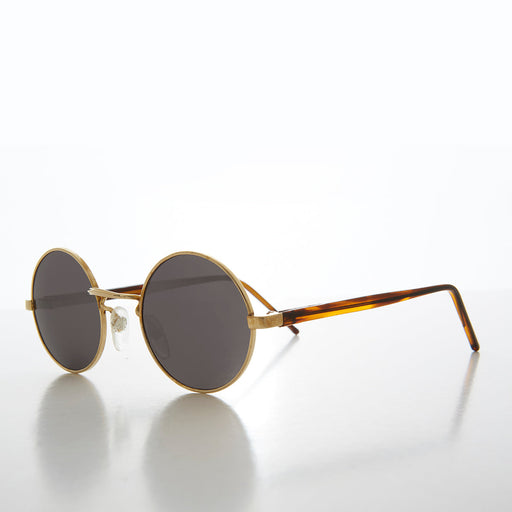 image of sunglasses model SUNGLASS MUSEUM Simple Round Circle Hippy Deadstock Sunglasses - Kennie