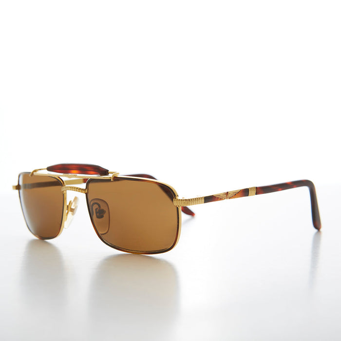 SUNGLASS MUSEUM Gold 90s Vintage Pilot Sunglass - Kit
