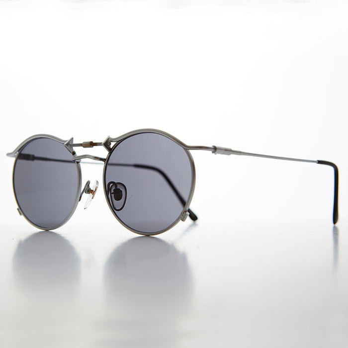 SUNGLASS MUSEUM Round 90s Goth Vintage Sunglass - Mackaveli
