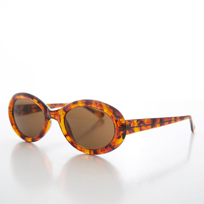 SUNGLASS MUSEUM 90s Oval Cat Eye Vintage Sunglass - Macie