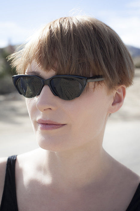 SUNGLASS MUSEUM Punk Goth Semi-Rimless Half Frame Polygon Vintage Sunglass - Hazel