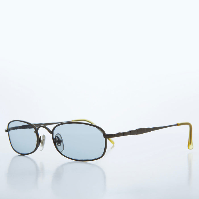 image of sunglasses model SUNGLASS MUSEUM Rectangular Sunglass with Tinted Lenses - Mills