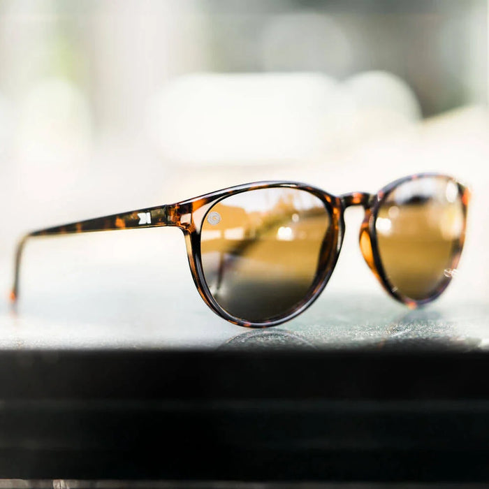 Glossy Tortoise Shell / Amber Mai Tais