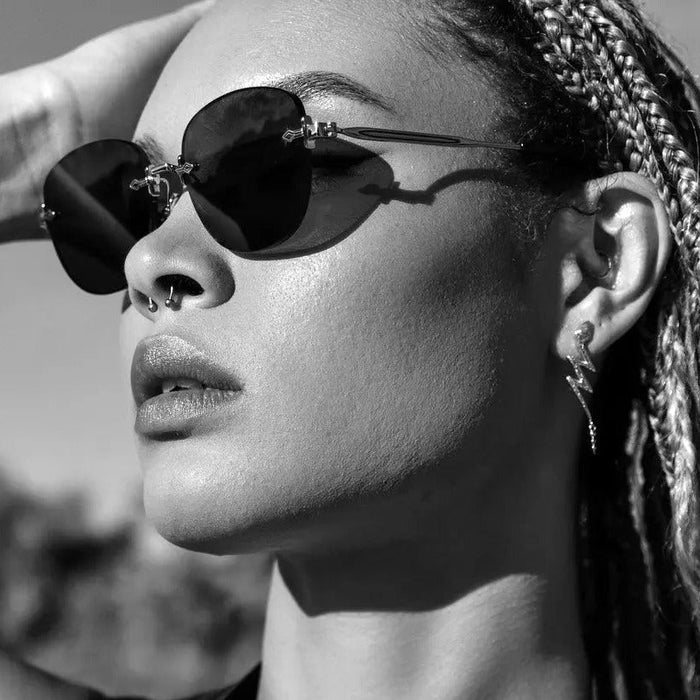 image of sunglasses model SAINT OWEN SAINT OWEN Sunglasses NEVER Gold | Grey