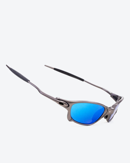 GLEAMLEY PHANTOM 2.0 - Cobalt Blue Polarized Lenses, Carbon Frame - Product image