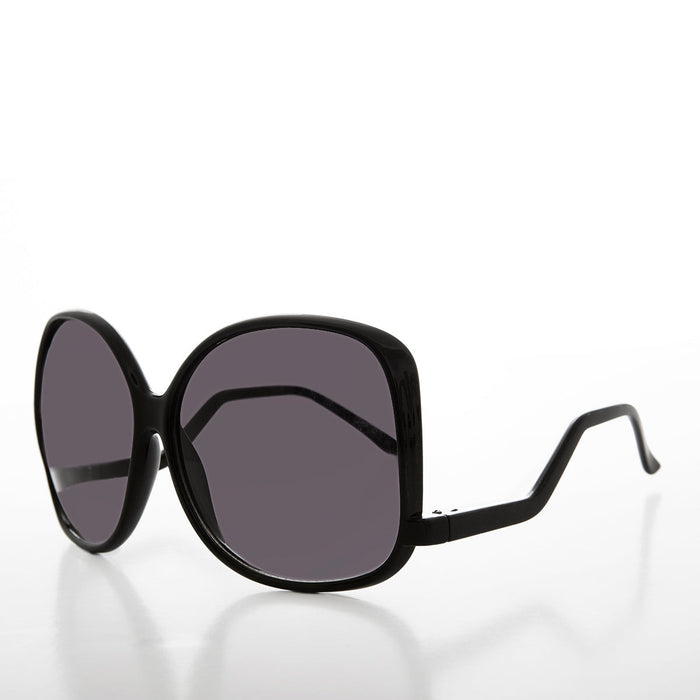 SUNGLASS MUSEUM Oversized Women's Drop Temple Sunglass - Paulina