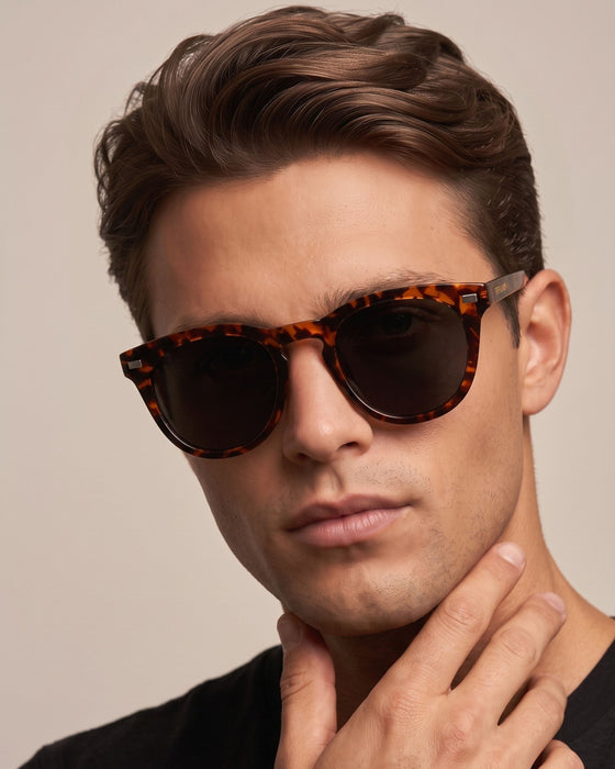 FIFTH AND NINTH Sunglasses RALEIGH