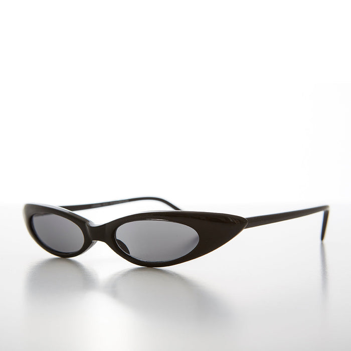 SUNGLASS MUSEUM Skinny Punk Rock Cat Eye Sunglass - Slim