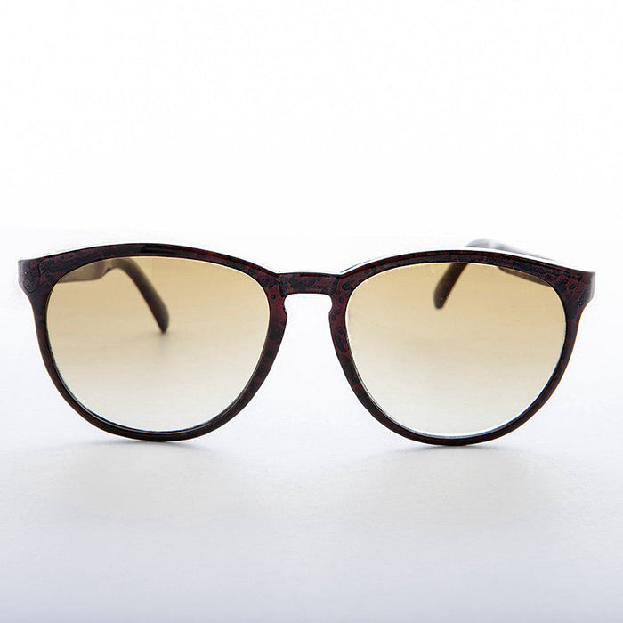 image of sunglasses model SUNGLASS MUSEUM SUNGLASS MUSEUM Oversized Round Preppy Schoolboy Vintage Sunglass - Sparrow