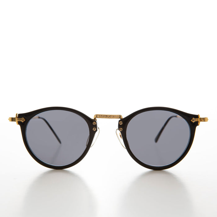 SUNGLASS MUSEUM Round Black Vintage Sunglasses with Gold Accent - Sundae