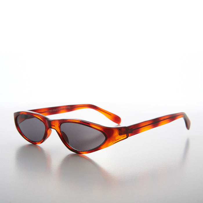 SUNGLASS MUSEUM Edgy Small Cat Eye 90s Vintage Sunglass - Vicky