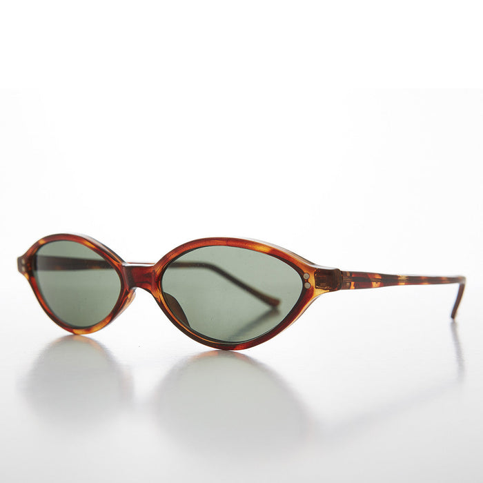 Punk Rock Oval Narrow Cat Eye Vintage Sunglass - Viveca