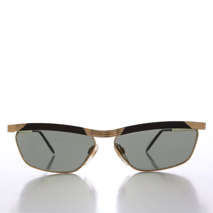 SUNGLASS MUSEUM 90s Curved Gold Black Frame - Yara