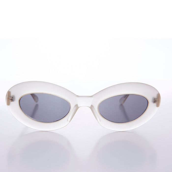 SUNGLASS MUSEUM Chunky Retro 60s Cat Eye Vintage Sunglass - Zana
