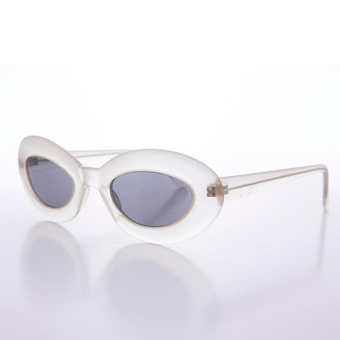 SUNGLASS MUSEUM Chunky Retro 60s Cat Eye Vintage Sunglass - Zana