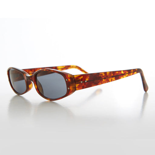 image of sunglasses model SUNGLASS MUSEUM Oval 90s Acetate Vintage Sunglass - Zizzo