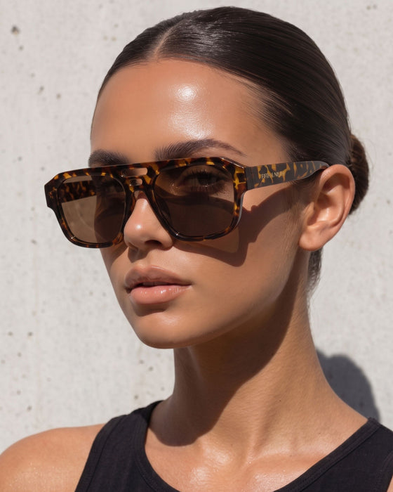 FIFTH AND NINTH Sunglasses ALIX