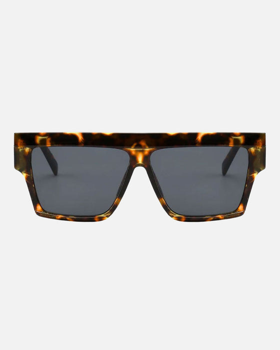 image of sunglasses model FIFTH AND NINTH FIFTH AND NINTH Sunglasses AVALON