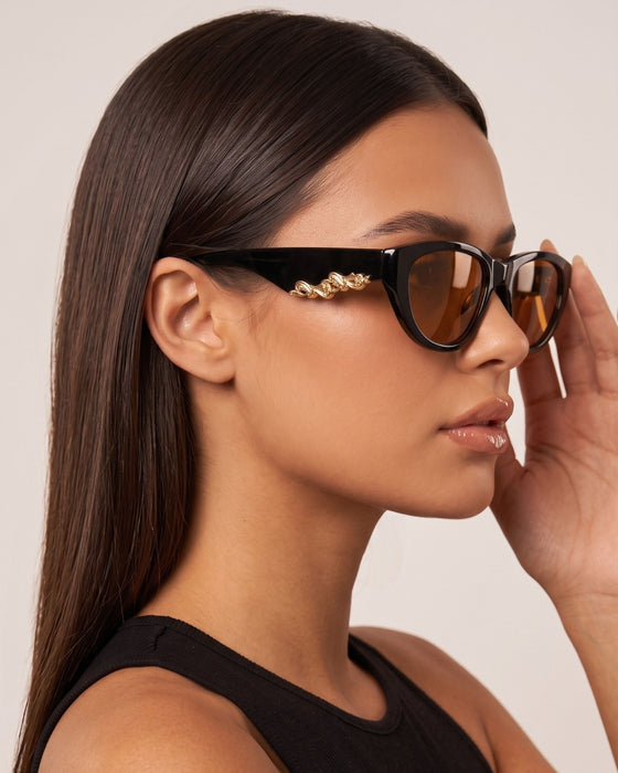 FIFTH AND NINTH Sunglasses BRYNN