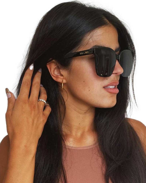 FIFTH AND NINTH Sunglasses CARSON