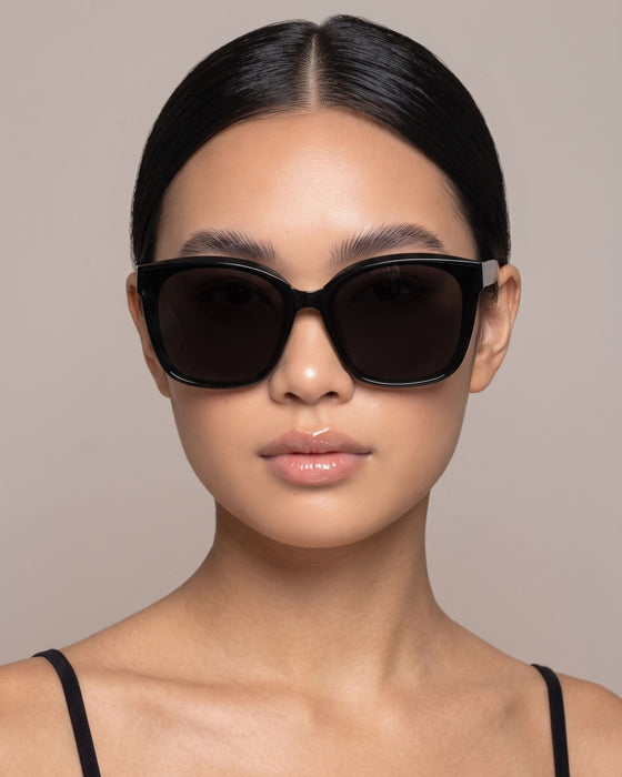 FIFTH AND NINTH Sunglasses CARSON