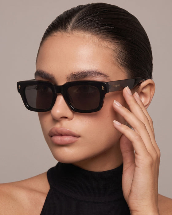 FIFTH AND NINTH Sunglasses COLE
