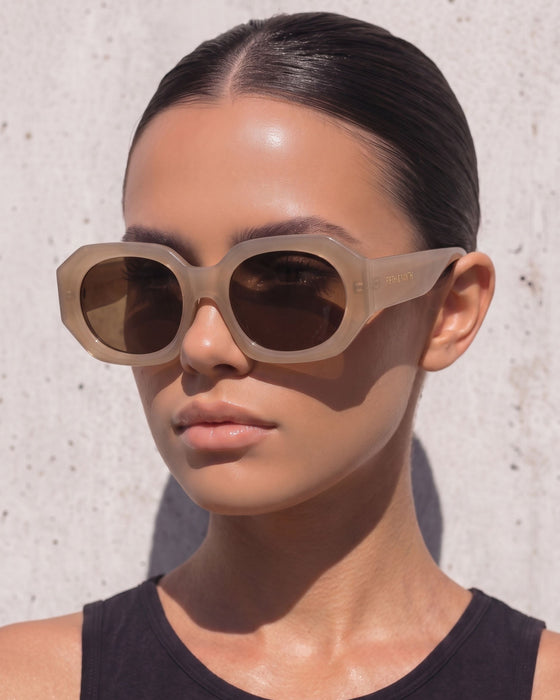 FIFTH AND NINTH Sunglasses DIXIE