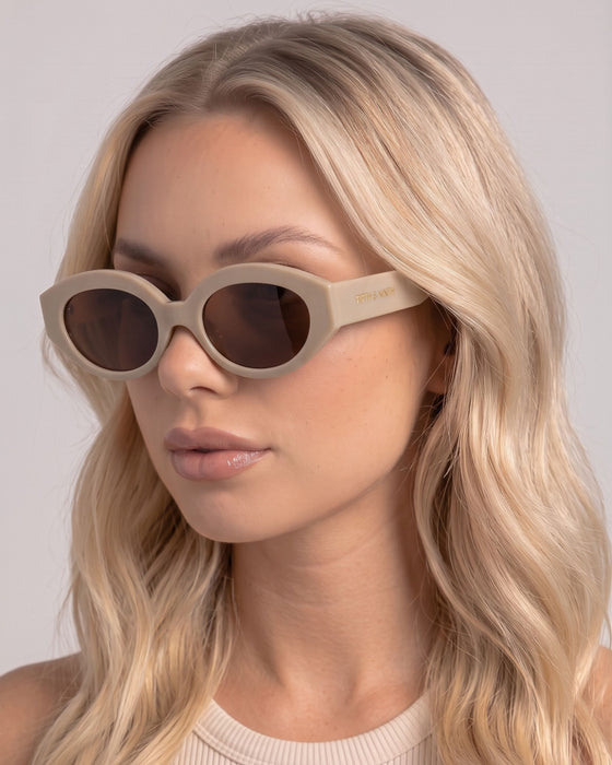 FIFTH AND NINTH Sunglasses EMILY